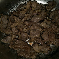 老清真菜——炒肉片的做法图解1