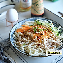 鸡丝凉面