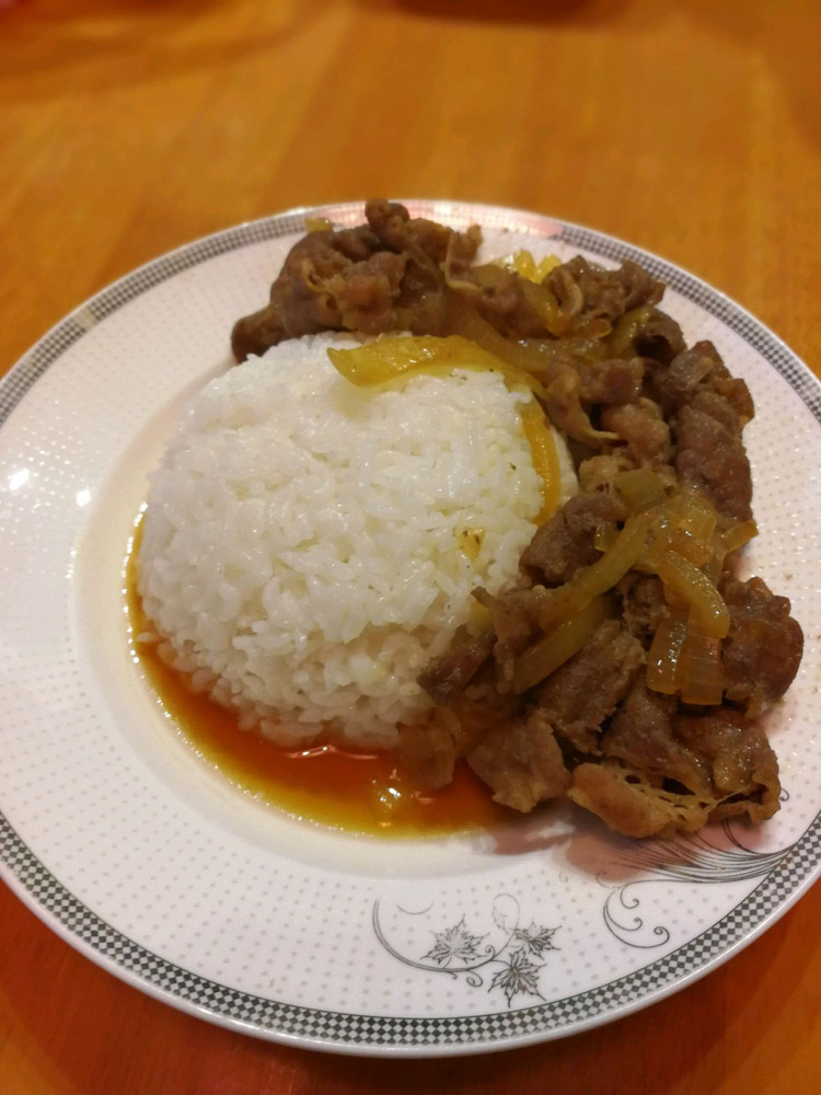 日式便当～牛丼（dong）饭的做法