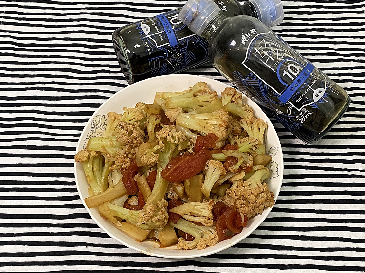 西红柿炒花菜的做法