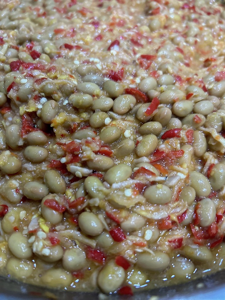 腊八豆，霉豆子(冬天的传统美味)的做法