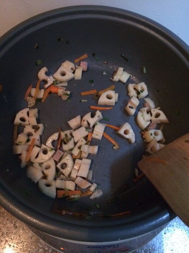 莲藕土豆烧千叶豆腐的做法图解4
