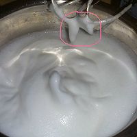 烘焙新手的必修课（基础）——牛奶戚风蛋糕的做法图解4