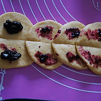 蓝莓果酱面包#美的FUN烤箱，焙有FUN儿#的做法图解5