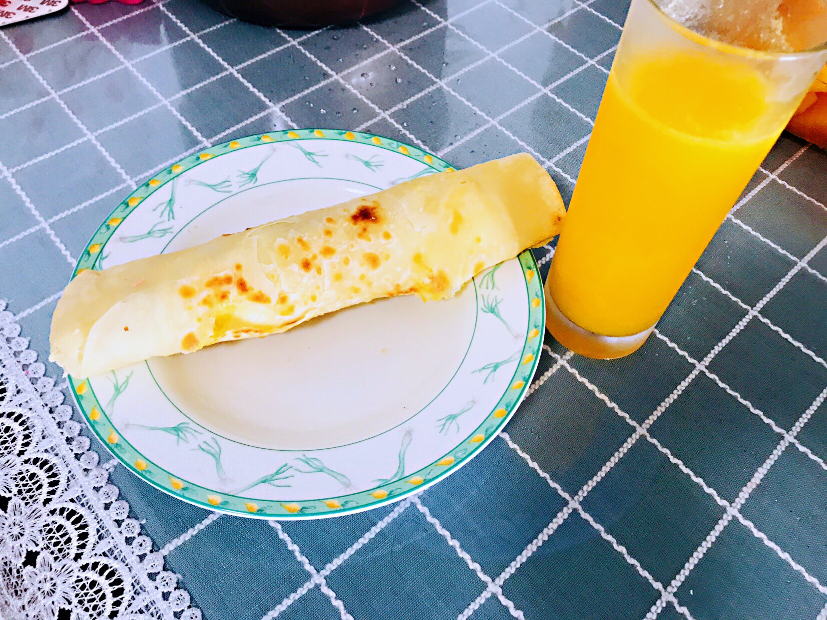 Egg filled pancake