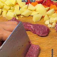 黄焖牛肉的做法图解1