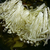 金针菇酸菜牛肉汤的做法图解12