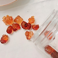 冬日润肺桃胶枇杷百合糖水#锋味2017#的做法图解1