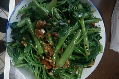 凉拌空心菜