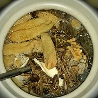 茶树菇竹荪淮山汤的做法图解5