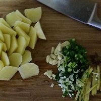 排骨炖豆角的做法图解2