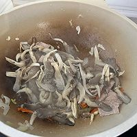 #肉食主义#肉片炒蘑菇的做法图解13