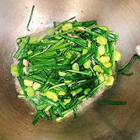 夜雨春韭，新炊蚕豆绿——蚕豆炒韭菜的做法图解6