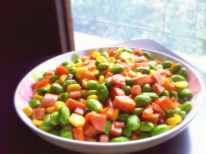 Diced ham with vegetables