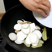 点火！DIY东北风味~热！辣！鲜！香！白菜炖粉条~庄青山的做法图解8