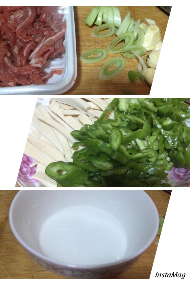青椒炒豆皮的做法图解1