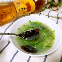 皮蛋黄瓜汤～想象不到的美味的做法图解7