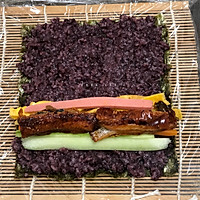 紫米鳗鱼寿司卷的做法图解5