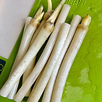 清炒藕带的做法图解1