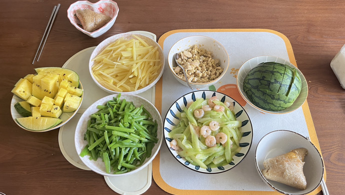 南瓜藤炒鸡蛋