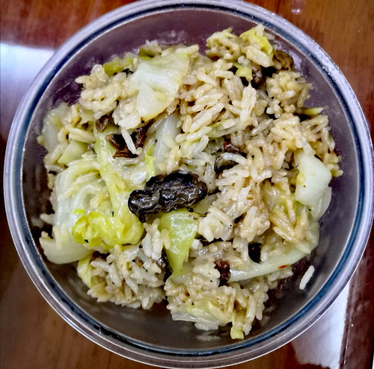 闽南味道∽牡蛎干包菜咸饭的做法