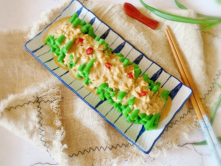 减脂解腻的麻汁豆角的做法