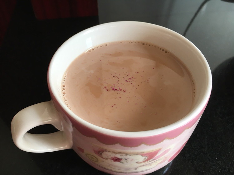 玫瑰普洱奶茶的做法