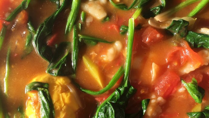 西红柿鸡蛋菠菜疙瘩汤