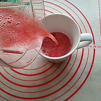 冰镇西瓜汁的做法图解4