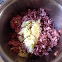 牛肉丸子汤的做法图解2