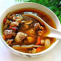 #憋在家里吃什么#松茸菌赤灵芝炖土鸡汤。的做法图解5