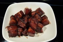 留学砂锅红烧肉的做法