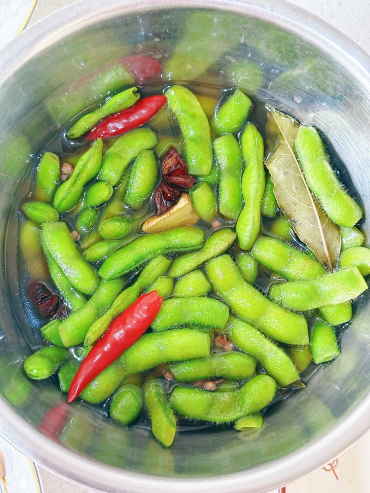 卤毛豆的做法