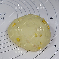南瓜玉米面包（一次发酵）#美味烤箱菜，就等你来做！#的做法图解7