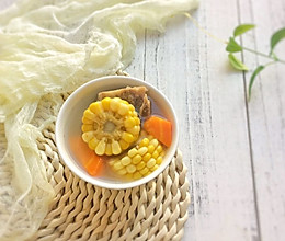 老火清汤: 梨玉米萝卜骨头汤的做法