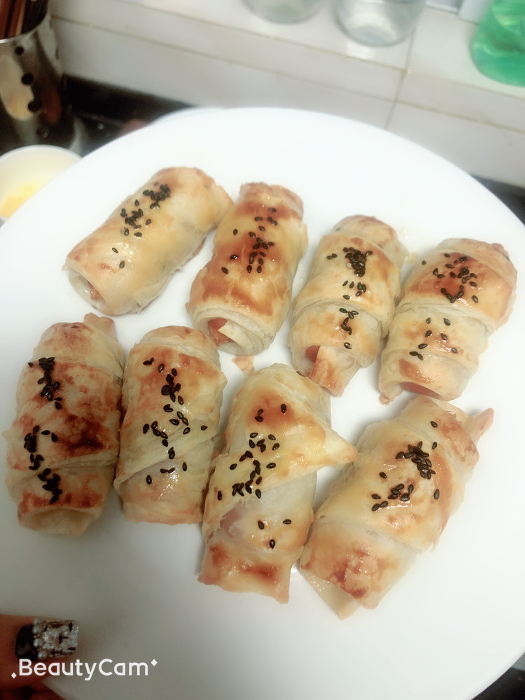 手抓饼烤肠的做法