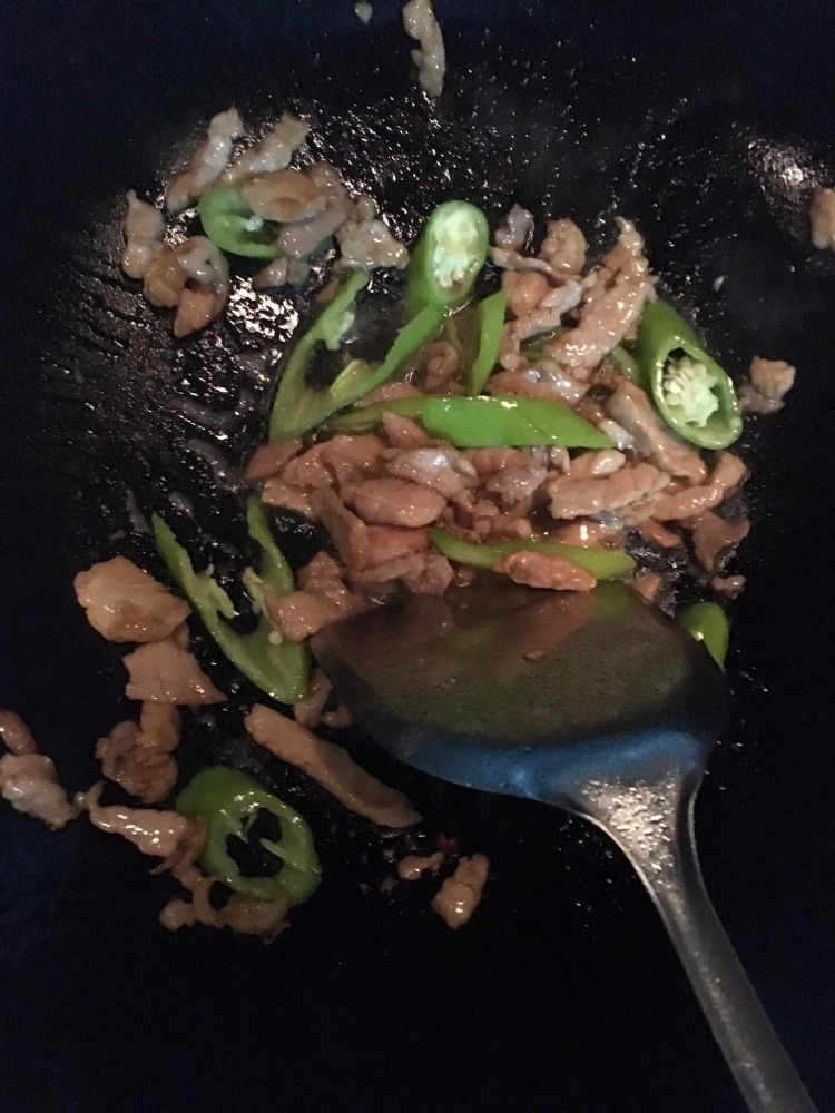 蒜香豇豆炒肉（微辣）的做法图解7