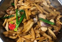超级无敌下饭菜——萝卜干炒猪肉的做法