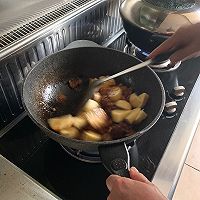 瘦肉烩酸菜的做法图解3