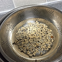 粉葛鸡脚眉豆汤（高压锅版）的做法图解2