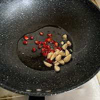 #灿烂的花园 寻味外婆乡#腊肉炒笋的做法图解2