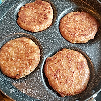 黄金米汉堡的做法图解6