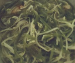 【食心食意】豆芽炒海带的做法