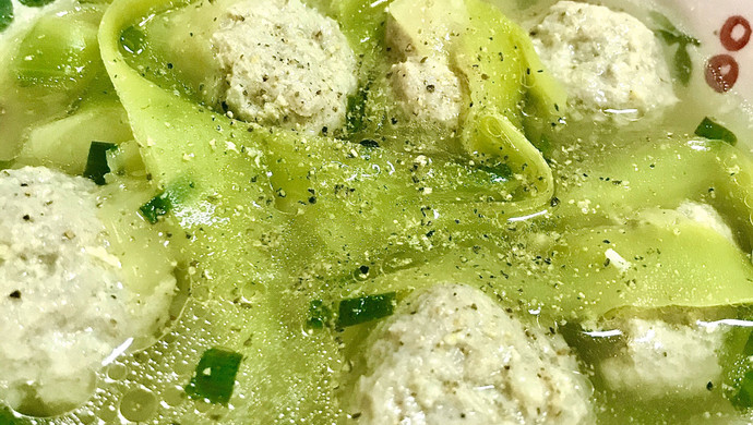 清爽微醇香：菜瓜肉丸汤