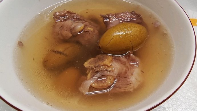 橄榄石斛脊骨汤