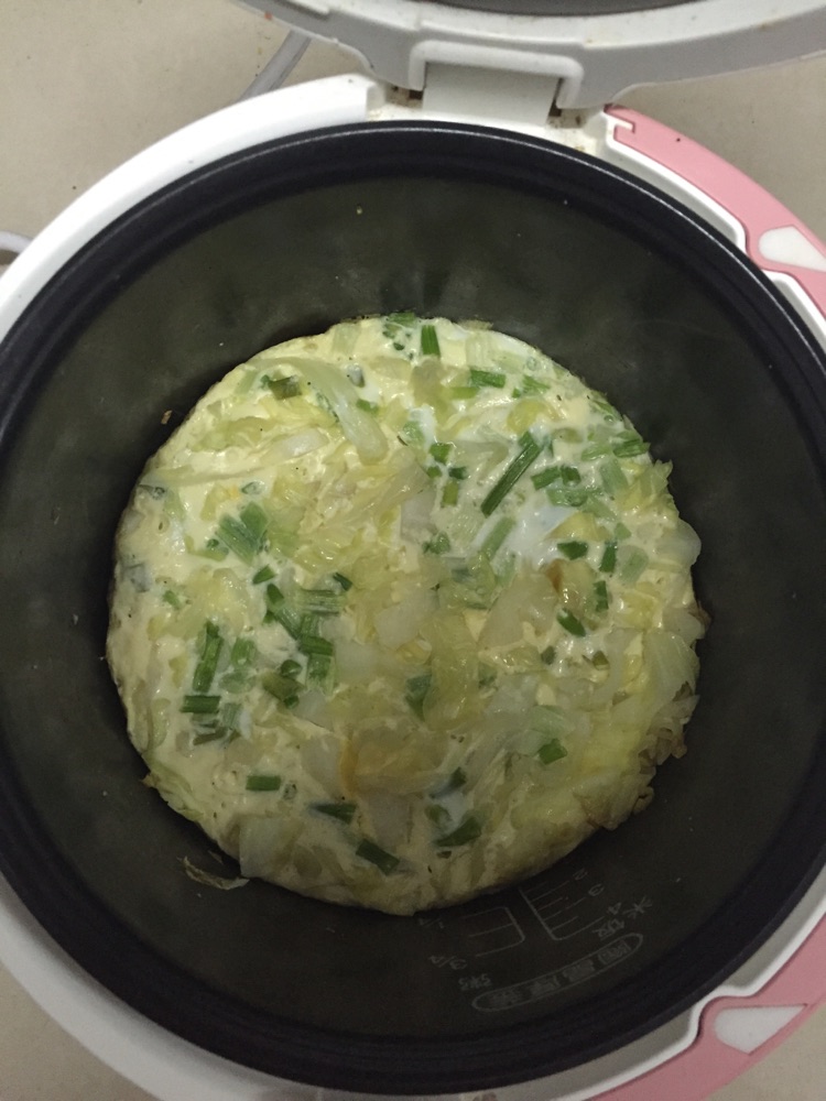 宿舍版黑暗料理——圆白菜烘蛋的做法图解6