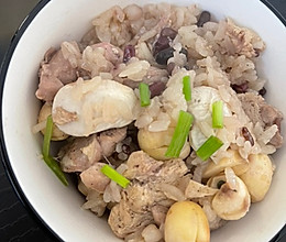 鸡肉糯米焖饭的做法