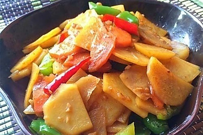 【鲜香土豆片】简约不失美味的家常菜，鲜辣素炒！！