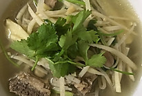 竹笋排骨汤的做法