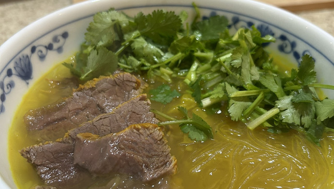 一碗不解馋的咖喱牛肉汤